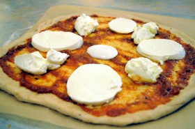 Two-cheese (mozzarella and ricotta) pizza 