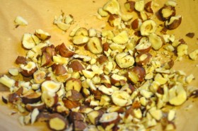Chopped hazelnuts, pre-toasting
